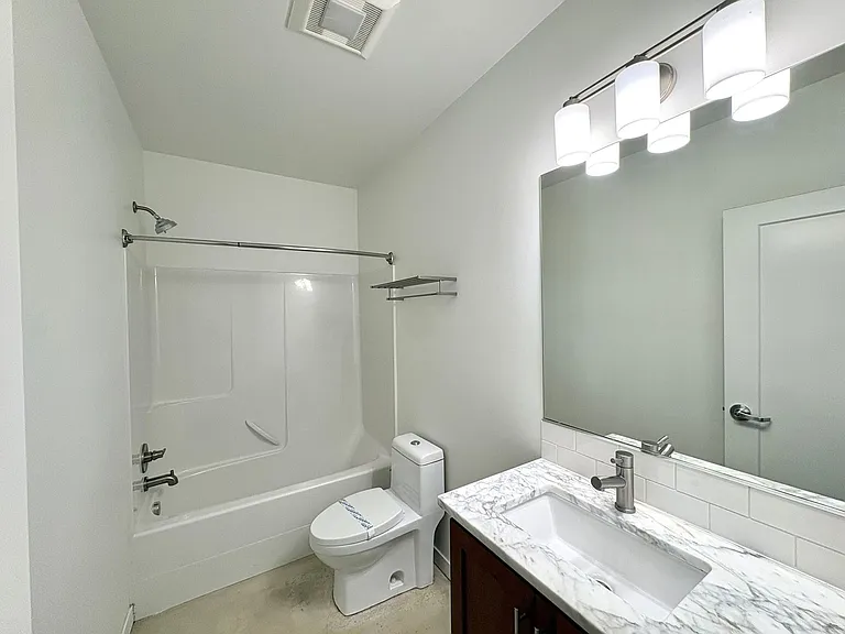 The Dorian — Photo 20