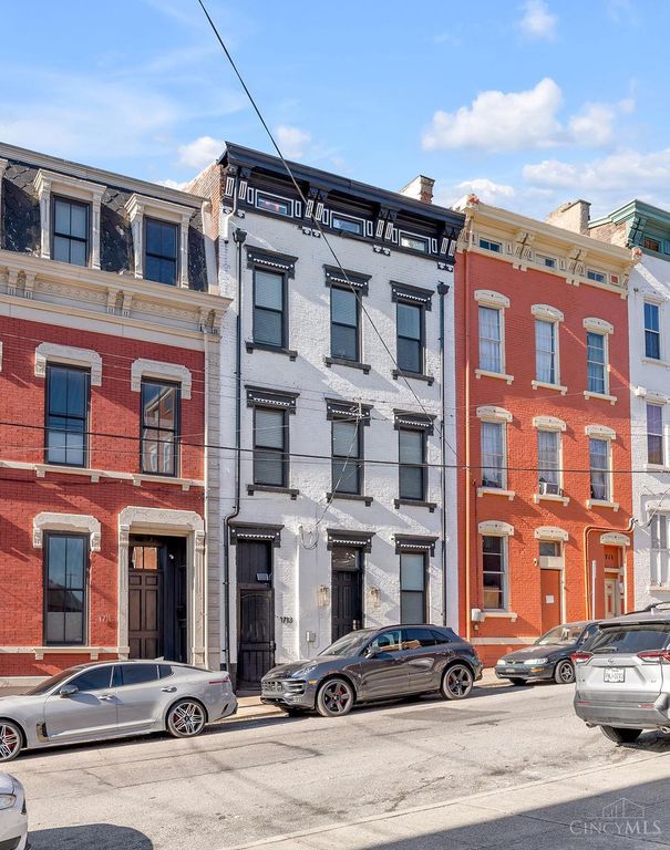 Real estate listing image