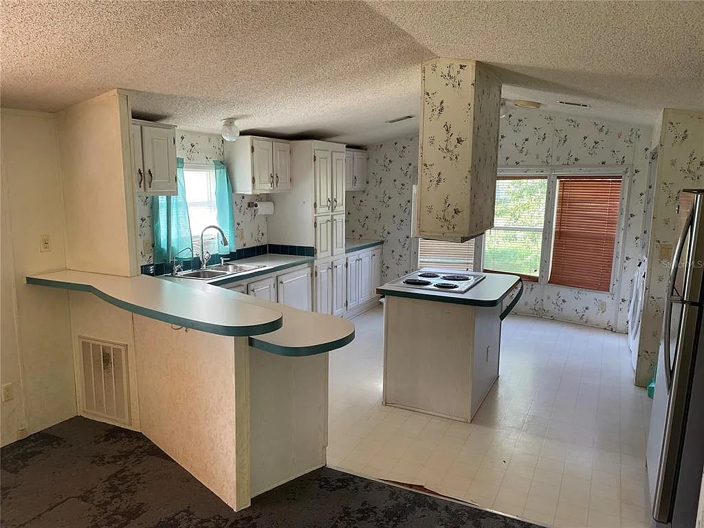2 bed, 2.0 bath, 966 sqft, $1,495 — Photo 4