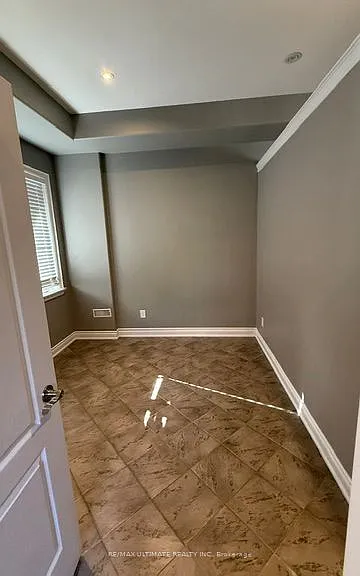 168 Chambers Ave #BASEMENT — Photo 6