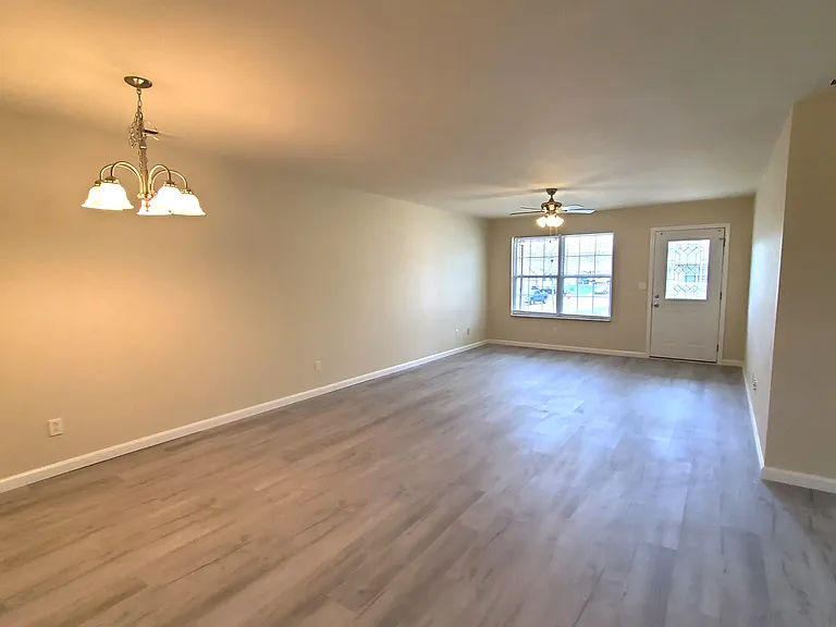 Living Room / Dining Room