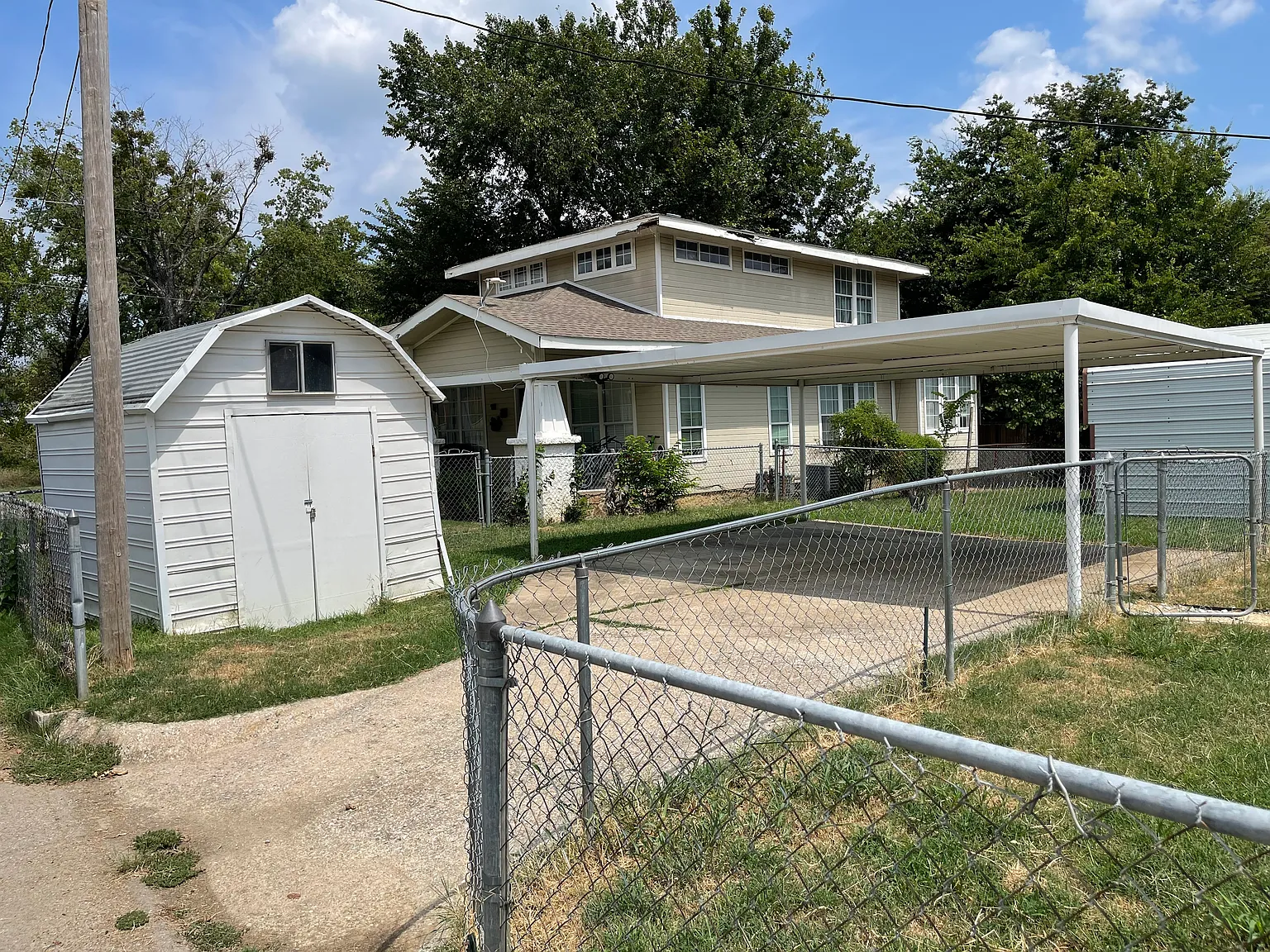 3 bed, 1840 sqft, $1,550 — Photo 1