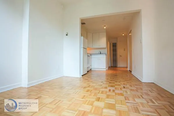 Rented by Metropolitan Property Group | media 22