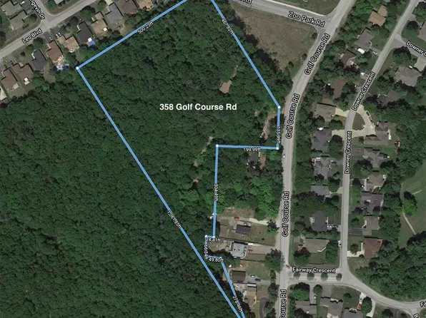 358 Golf Course Rd, Wasaga Beach, ON L9Z 1S5