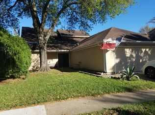 11639 Breezy Knoll Dr, Houston, TX 77064