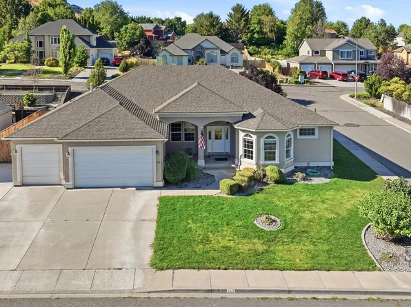 152 Erica Dr, Richland, WA 99352