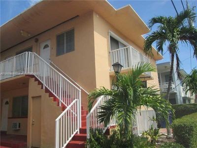 7720 Harding Ave APT 11, Miami Beach, FL, 33141