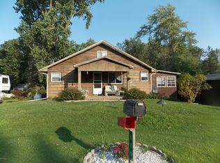 669 Lighthouse Dr, Coldwater, MI 49036