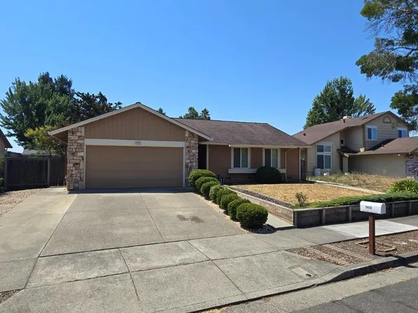2420 Valley West Drive, Santa Rosa, CA 95401