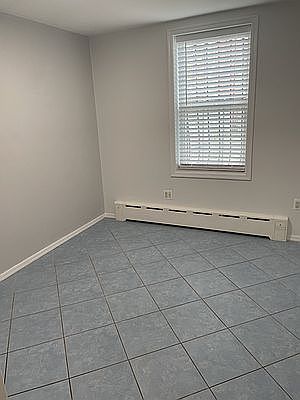 5th image of 2120 21st Avenue # First Floor