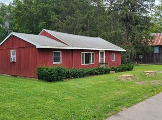 39 Parsons Dr N, Whitney Pt, NY 13862