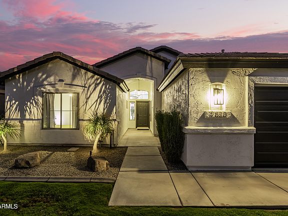4th image of 2820 S Camellia Drive