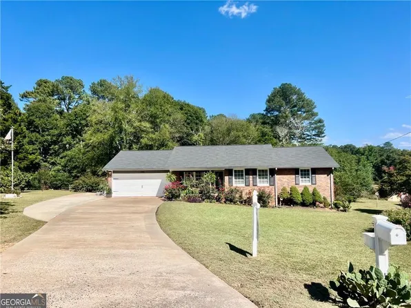 664 Valley Rd, Cedartown, GA 30125