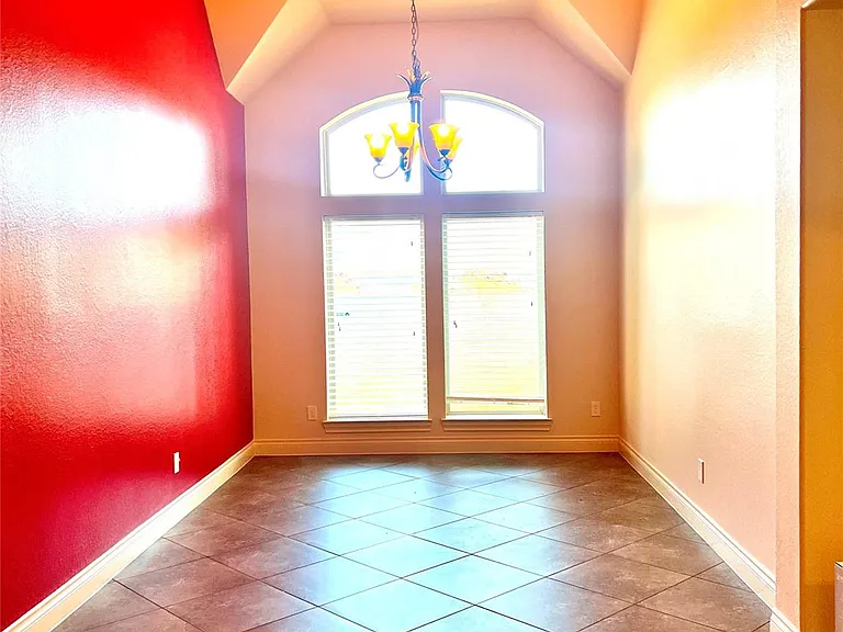 2801 Field Hollow Dr — Photo 15