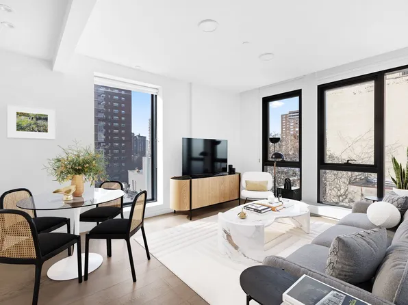 300 West 30th Street image 1 of 10