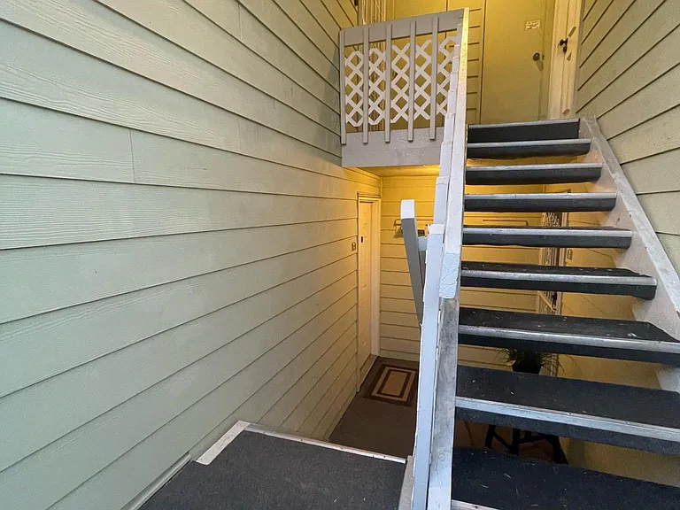 2409 S 222nd St #B9 — Photo 8