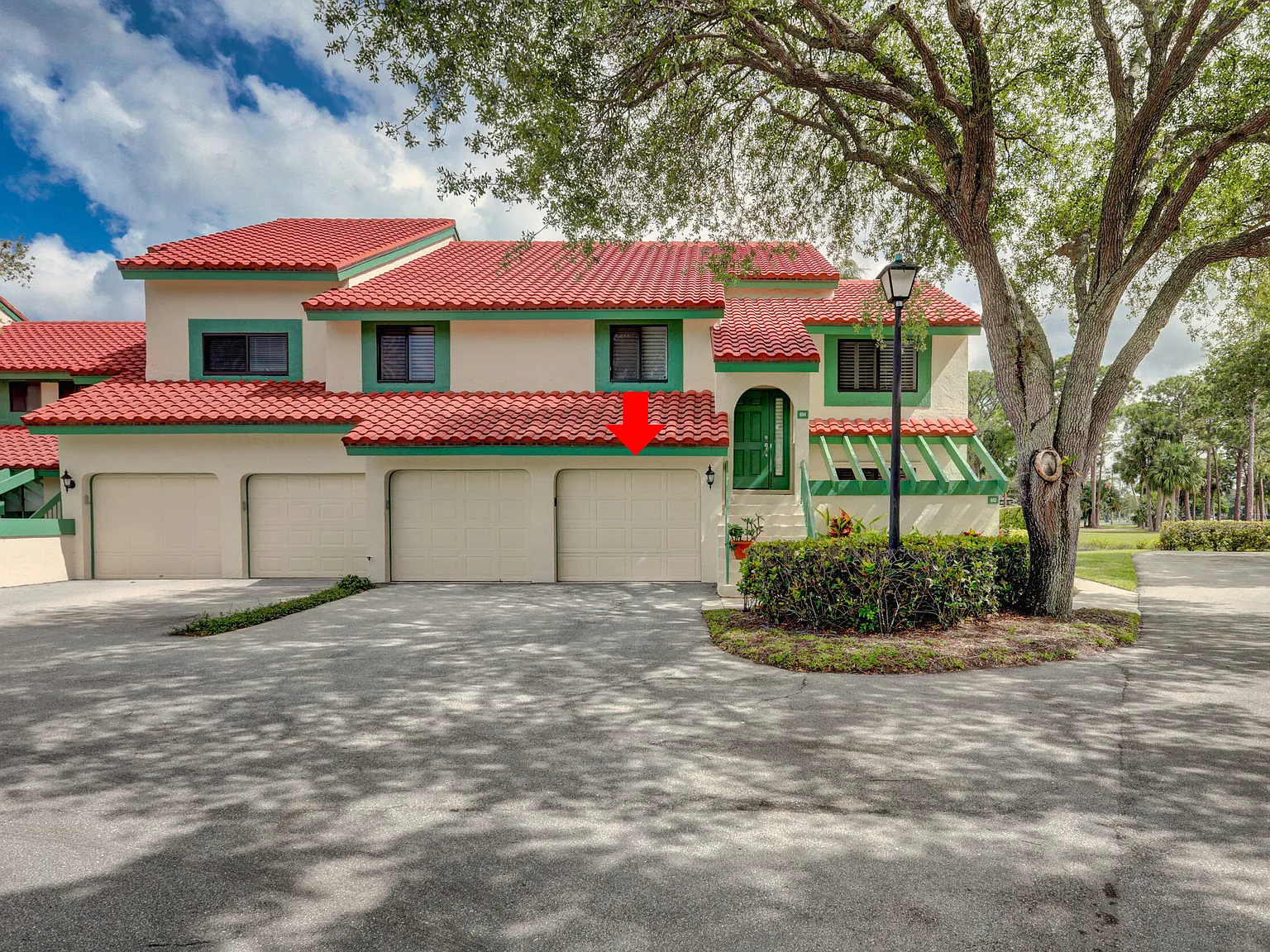 2 bed, 2.0 bath, 1400 sqft, $4,200 — Photo 4