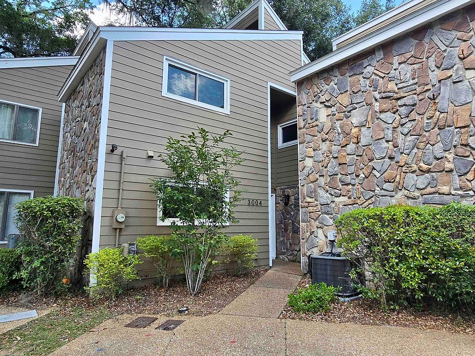 1st image of 3004 Ironwood Dr