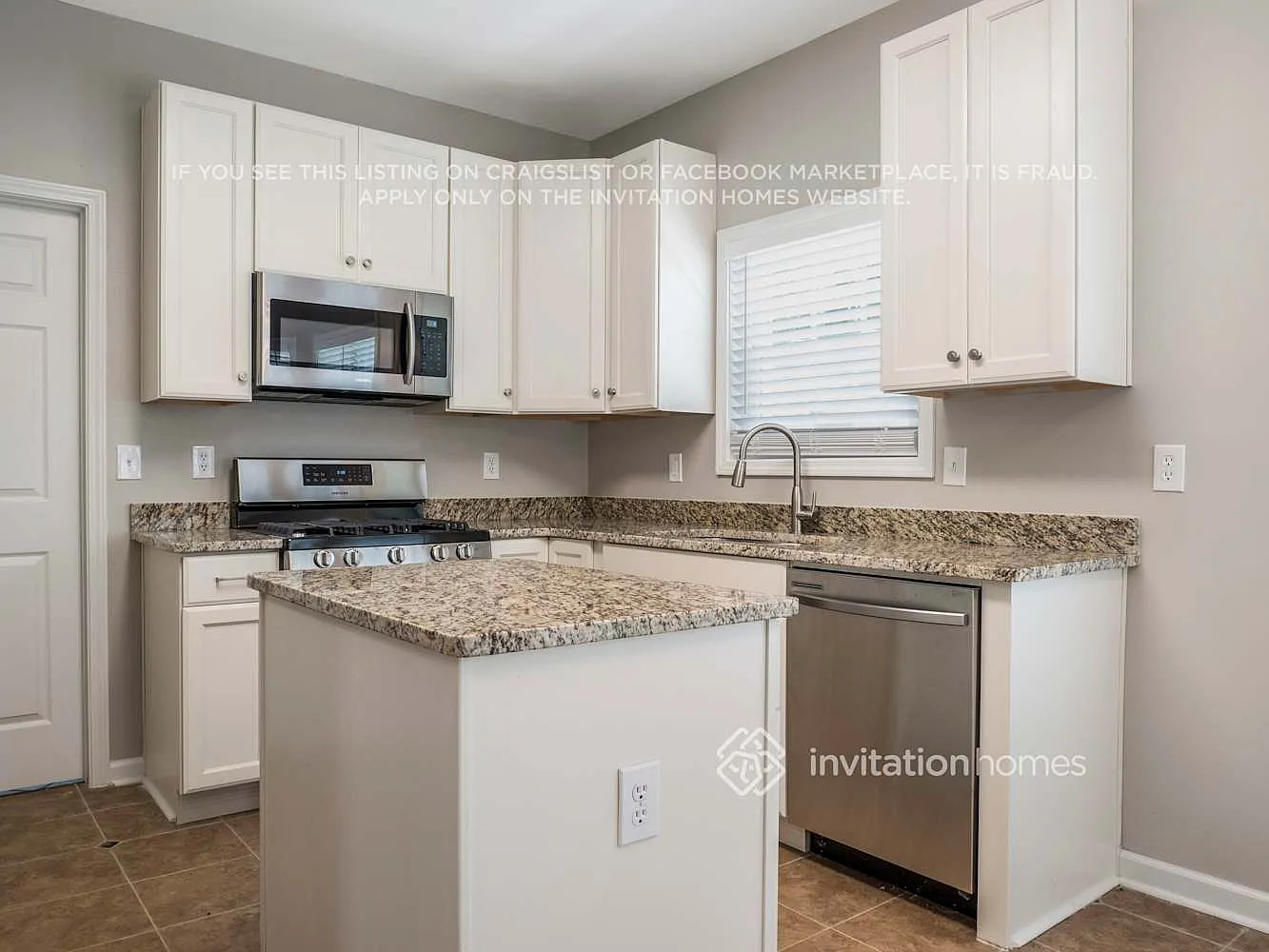 1119 E Shoreview Rd Mcdonough, GA 30253 — Photo 4