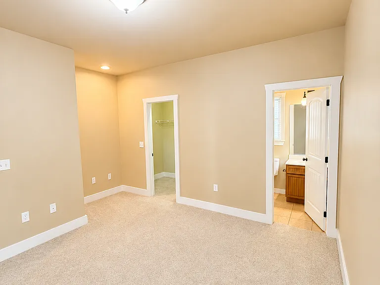 101 W Lane Dr #1 — Photo 9