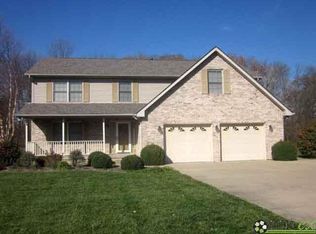 12220 E Meadows Ln, Columbus, IN 47203