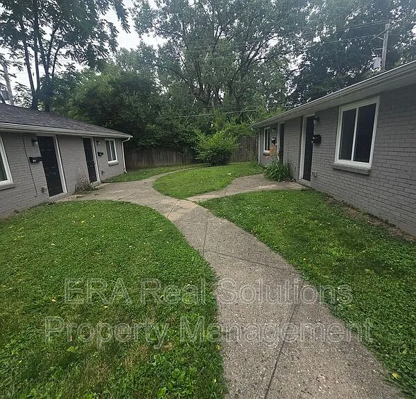 65 W Moler St #A — Photo 4