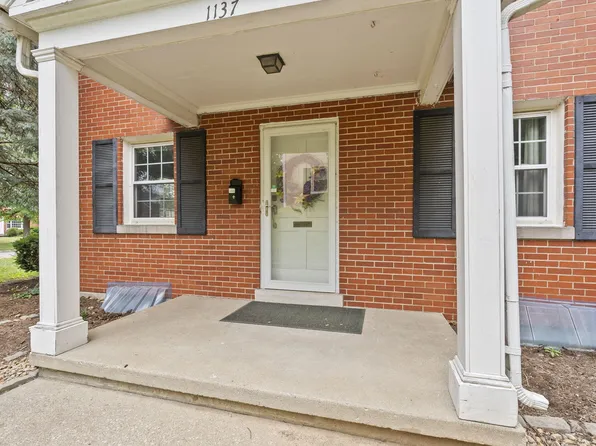 1137 Cooper Dr, Lexington, KY 40502