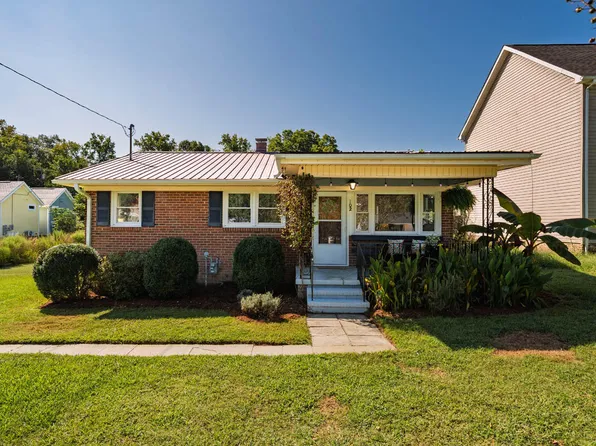 102 Hill St, Carrboro, NC 27510