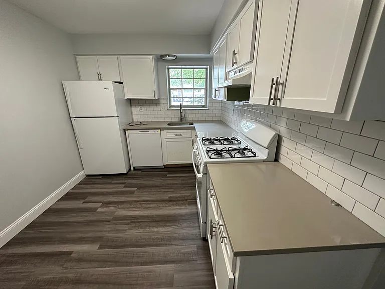 906 Erdner Ave #6 — Photo 3