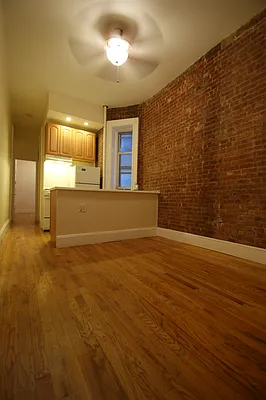 Rented by Michael Sloane Realty Company | media 6