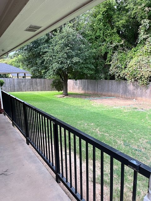 2nd image of 210 S Sendero Dr