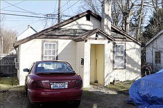 2nd image of 1609 Lay Blvd