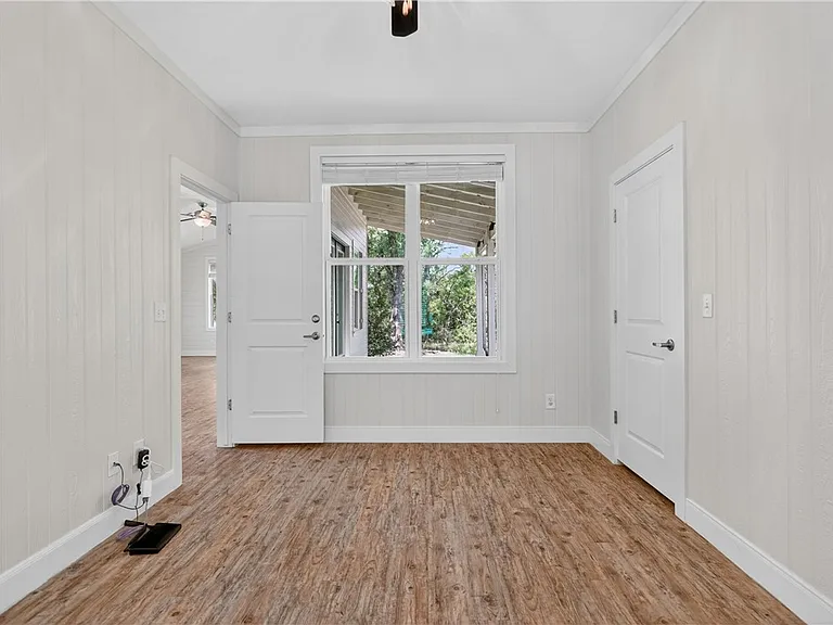 5440 Raymond Stotzer Pkwy — Photo 10