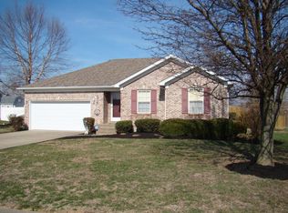 456 Helm Ln, Mount Washington, KY 40047