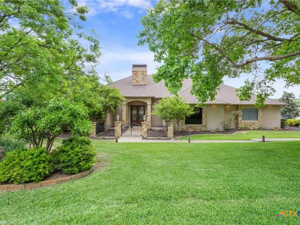 1111 Mill Creek Dr, Salado, TX 76571