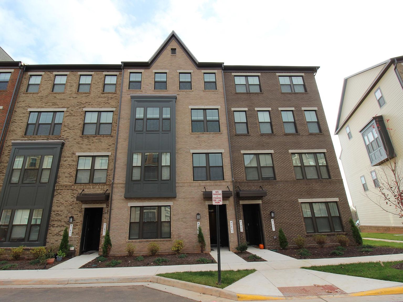 43467 Stonewood Crossing Ter, Ashburn, VA 20148 Zillow