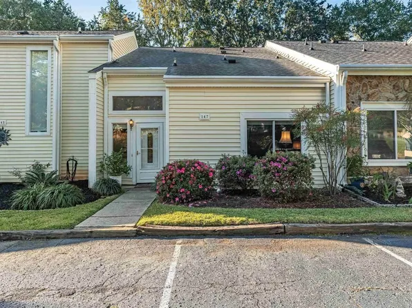 147 Seafarer Ln, Columbia, SC 29212