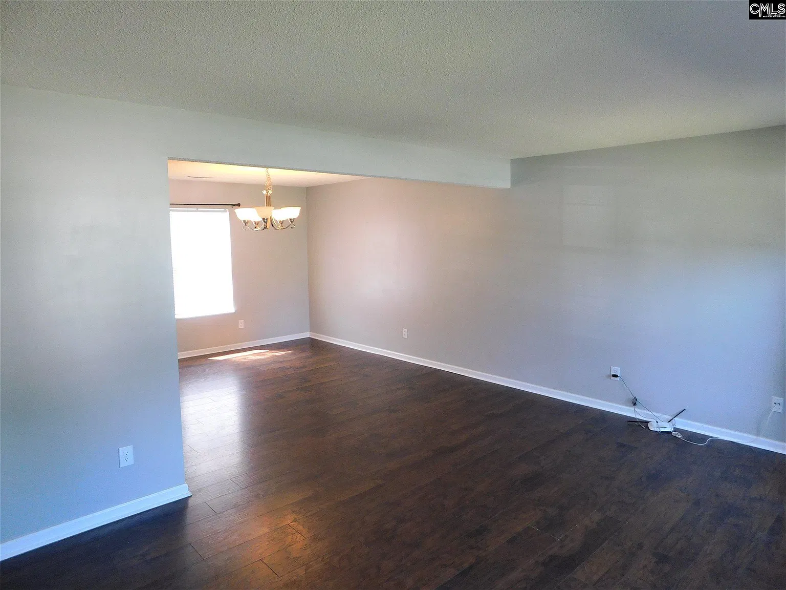 4 bed, 2000 sqft, $1,950 — Photo 4
