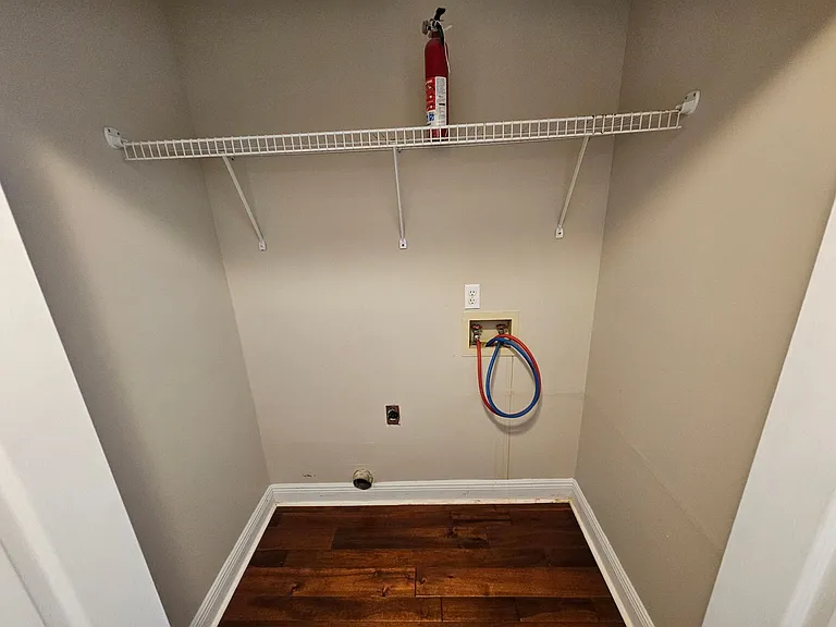 2103 Coral Dr — Photo 34