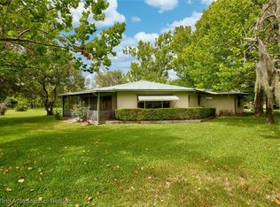 16 Gardenside Ave, Lake Placid, FL 33852