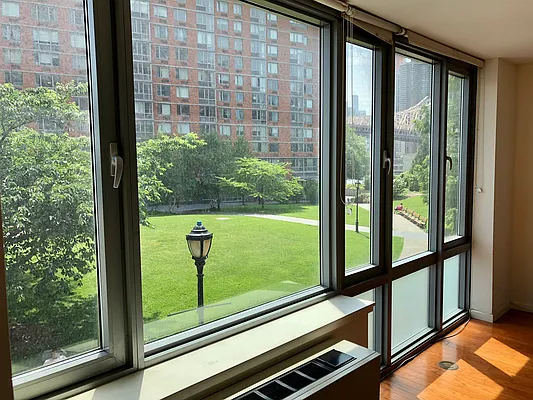 Rented by MG Realty NYC | media 15