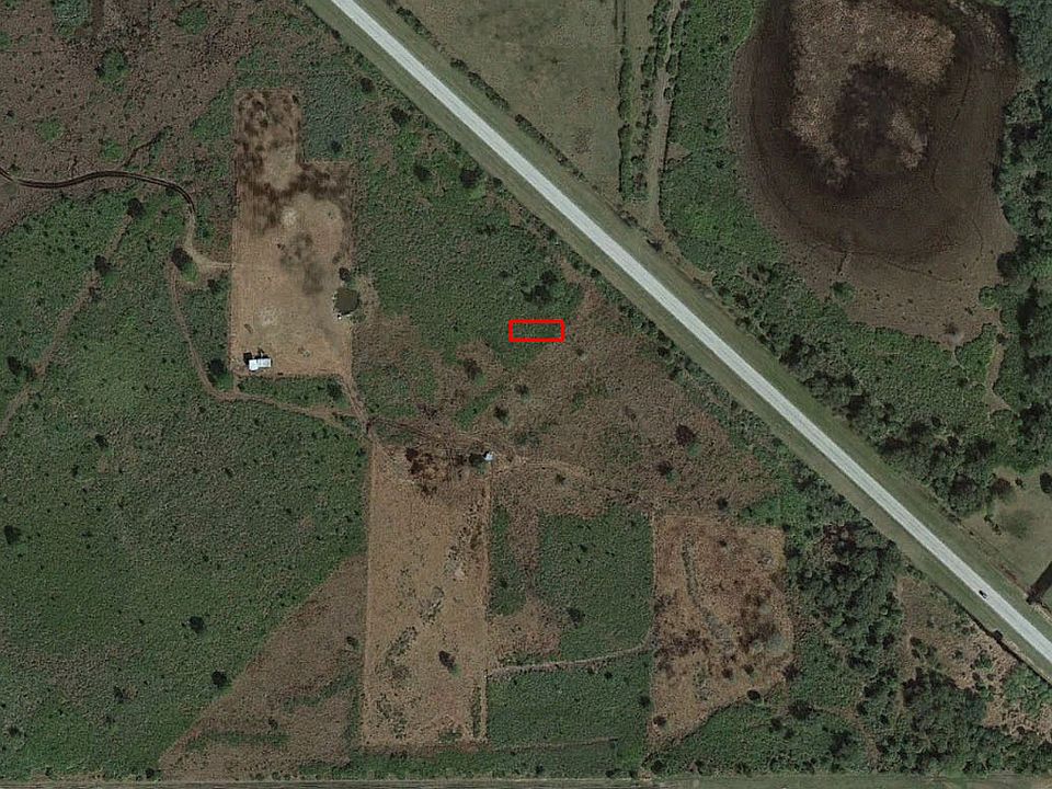 2nd image of 129 Us Highway 98 N