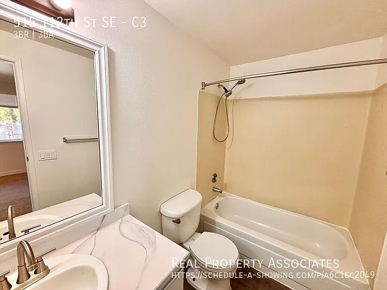 North Creek — Photo 37