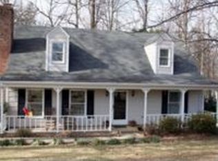 5326 Carolwood Dr, Greensboro, NC 27407