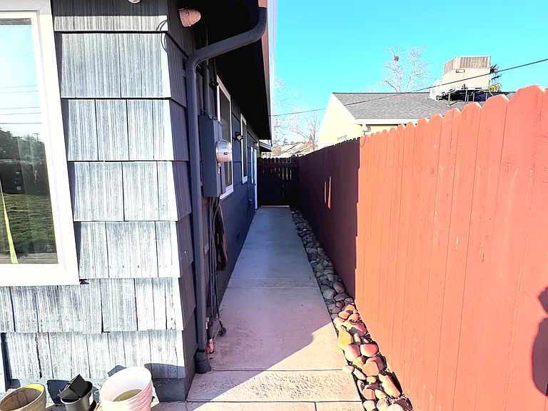 3600 Ardmore Rd — Photo 26