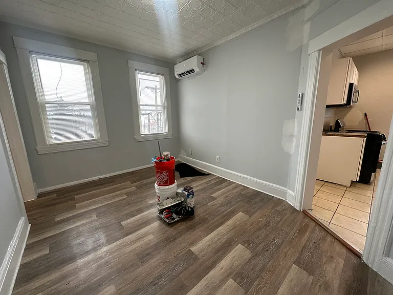 240 Paterson Ave #5 — Photo 20