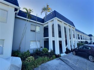 8651 10th St N APT 128, Saint Petersburg, FL 33702
