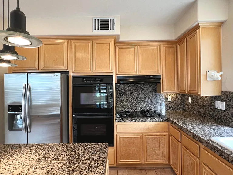12214 Candy Rose Ct — Photo 14