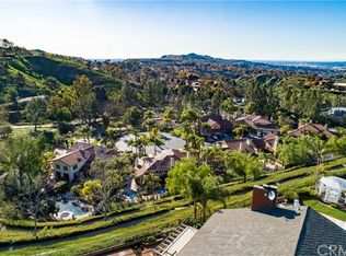 7015 E Columbus Dr, Anaheim, CA 92807