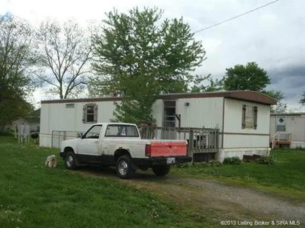 204 N East St, Campbellsburg, IN 47108